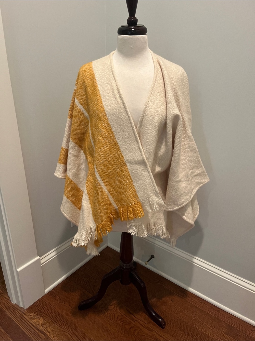 Ann Mashburn Open Pancho with sleeves